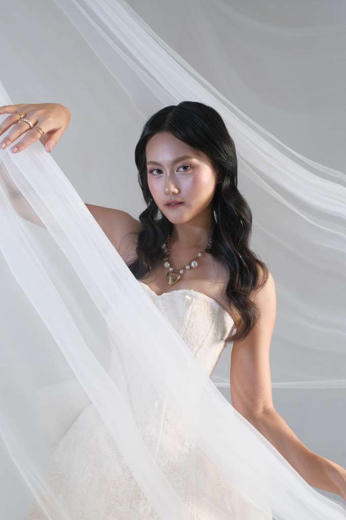 The White Swan set — full body